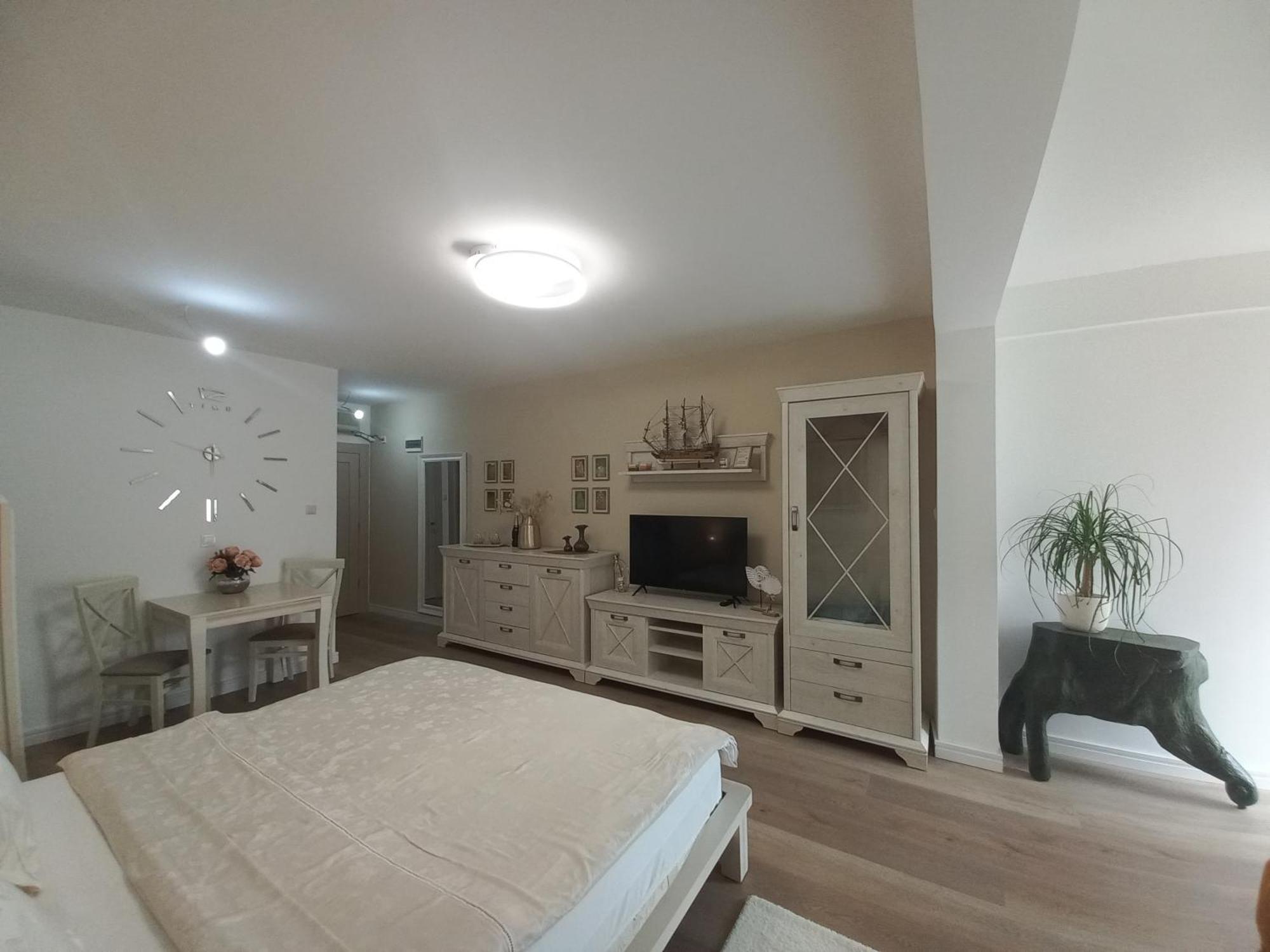 Egon Apartments Будва Екстер'єр фото